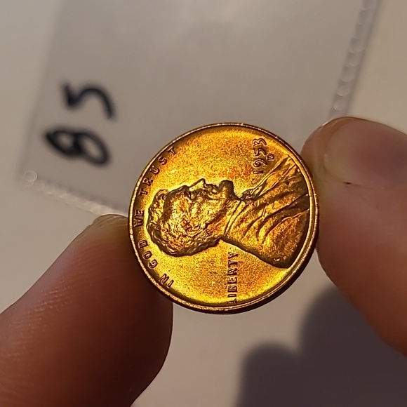 1953 d 1C Uncirculated #85 - Picture 1 of 2